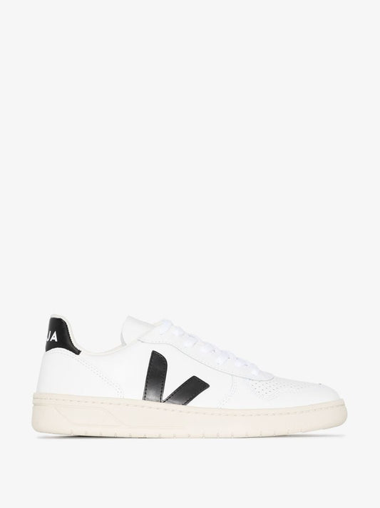 White V-10 Low-top Sneakers
