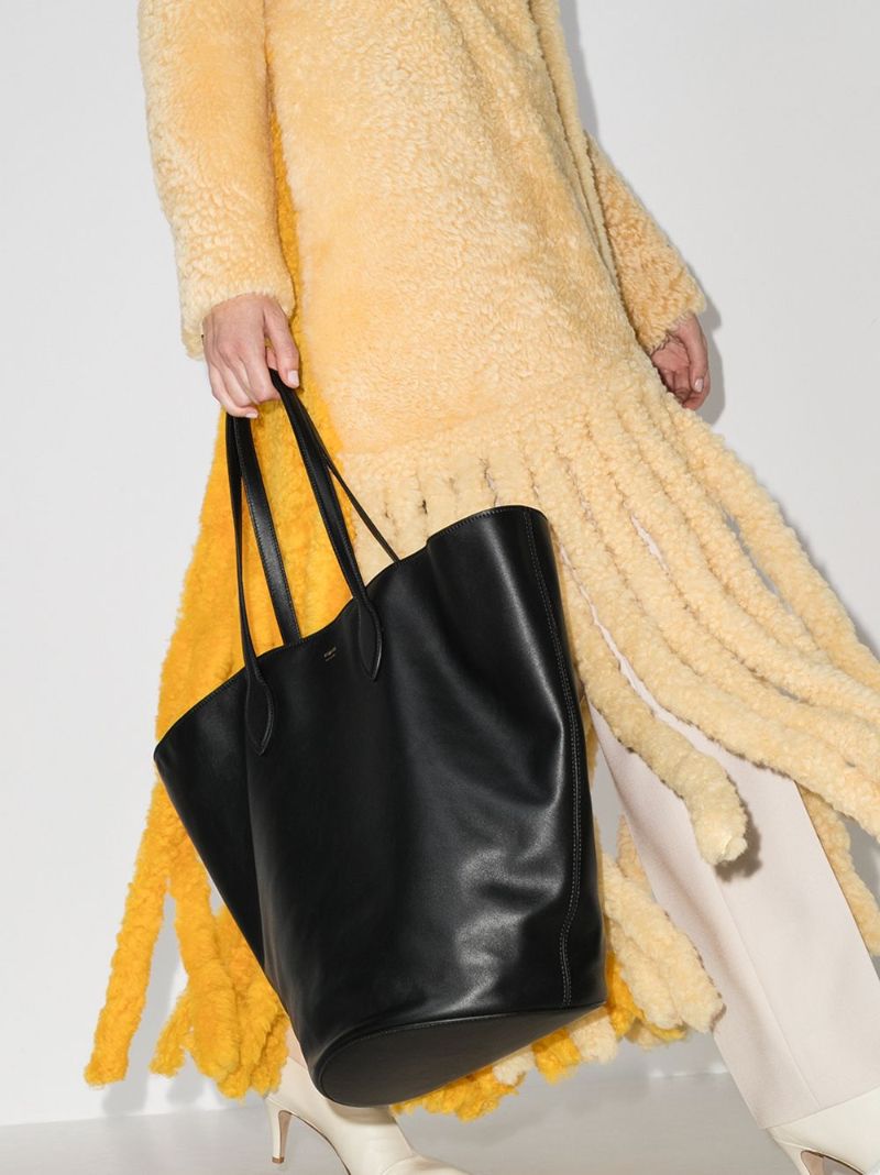Osa Medium Tote Bag