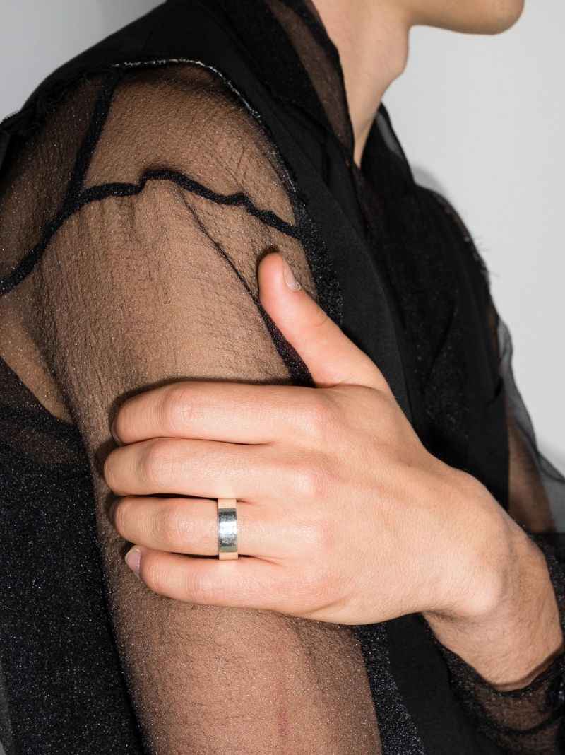 La 9g Polished Ribbon Ring