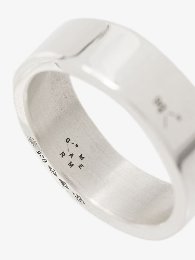 La 9g Polished Ribbon Ring