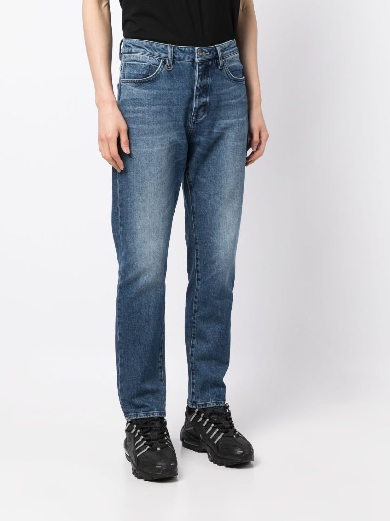Studio Relaxed Fit Jeans