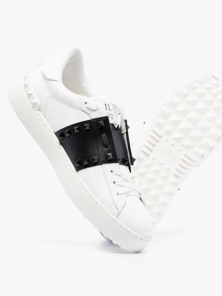 White Rockstud Untitled Low Top Leather Sneakers
