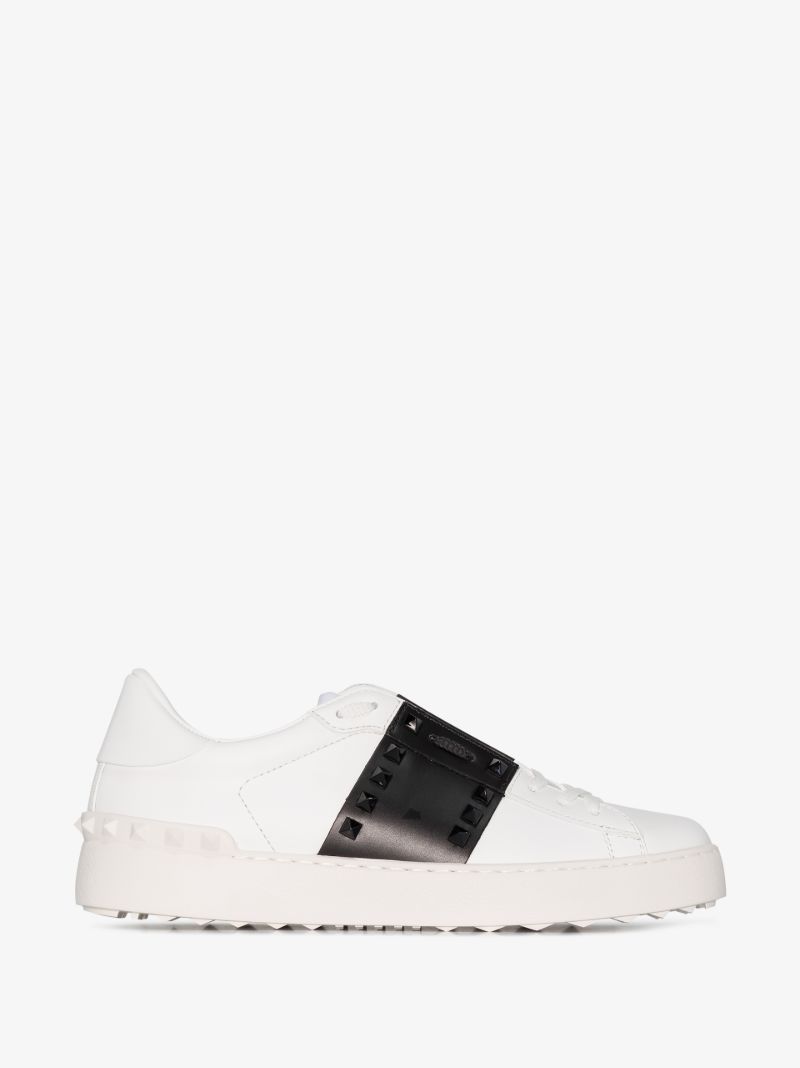 White Rockstud Untitled Low Top Leather Sneakers