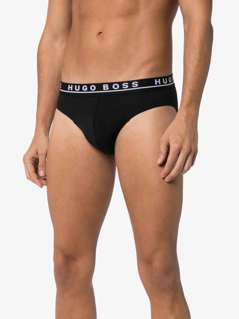 Logo Briefs