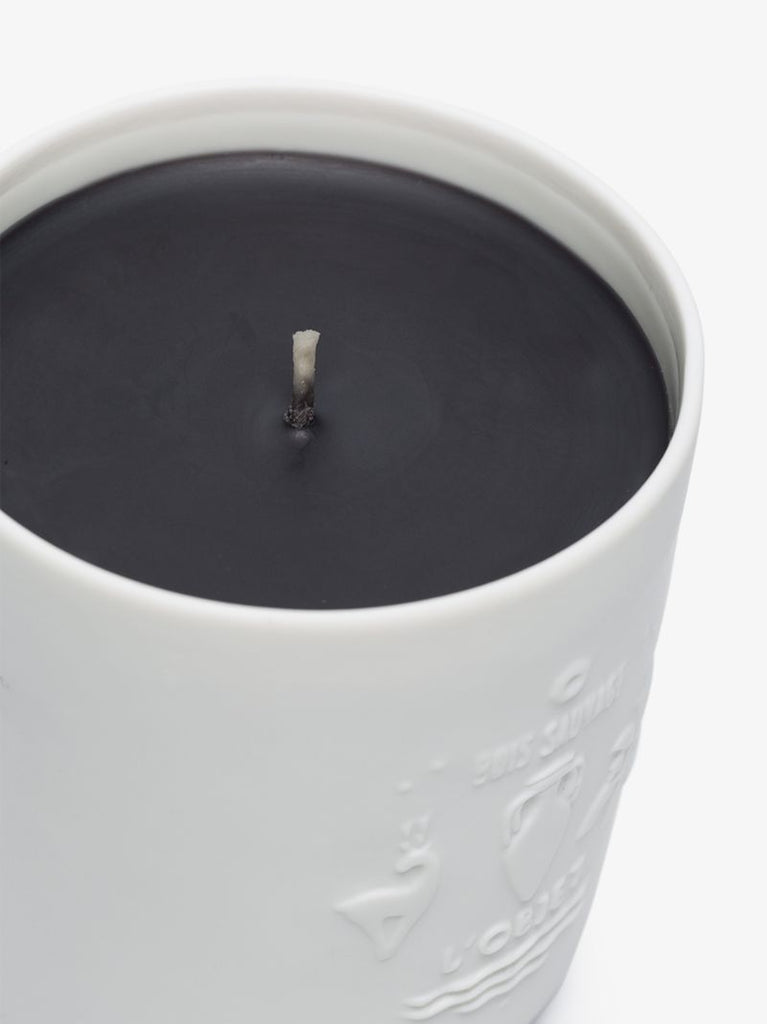White and Black Bois Sauvage Candle