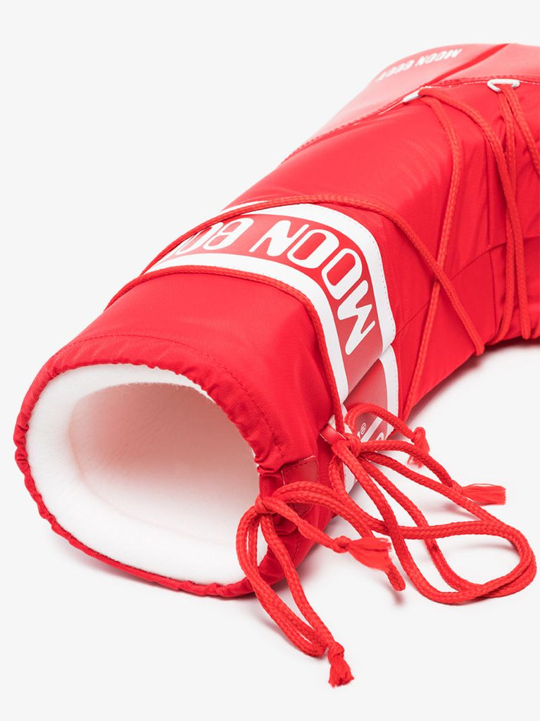 Red Classic Icon Snow Boots