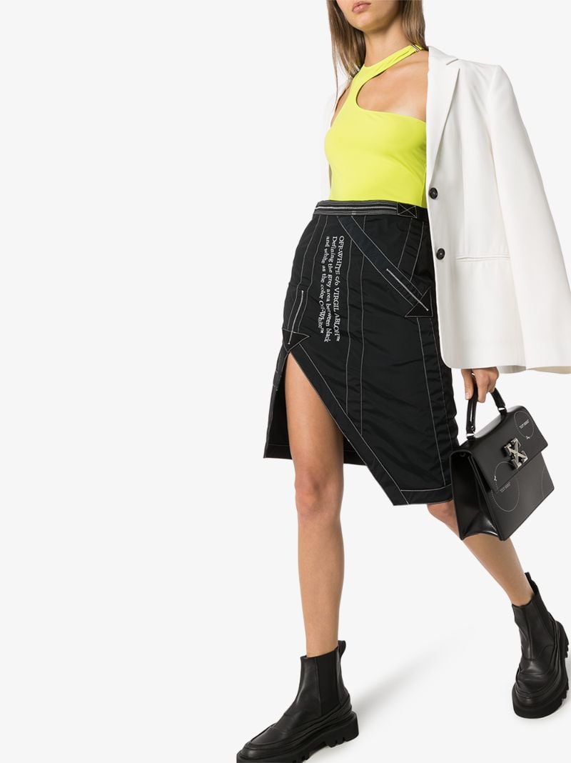 Side-vent Asymmetric Skirt