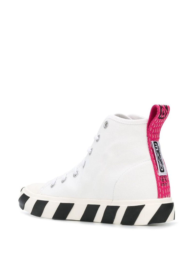 Arrows Patch High-top Sneakers