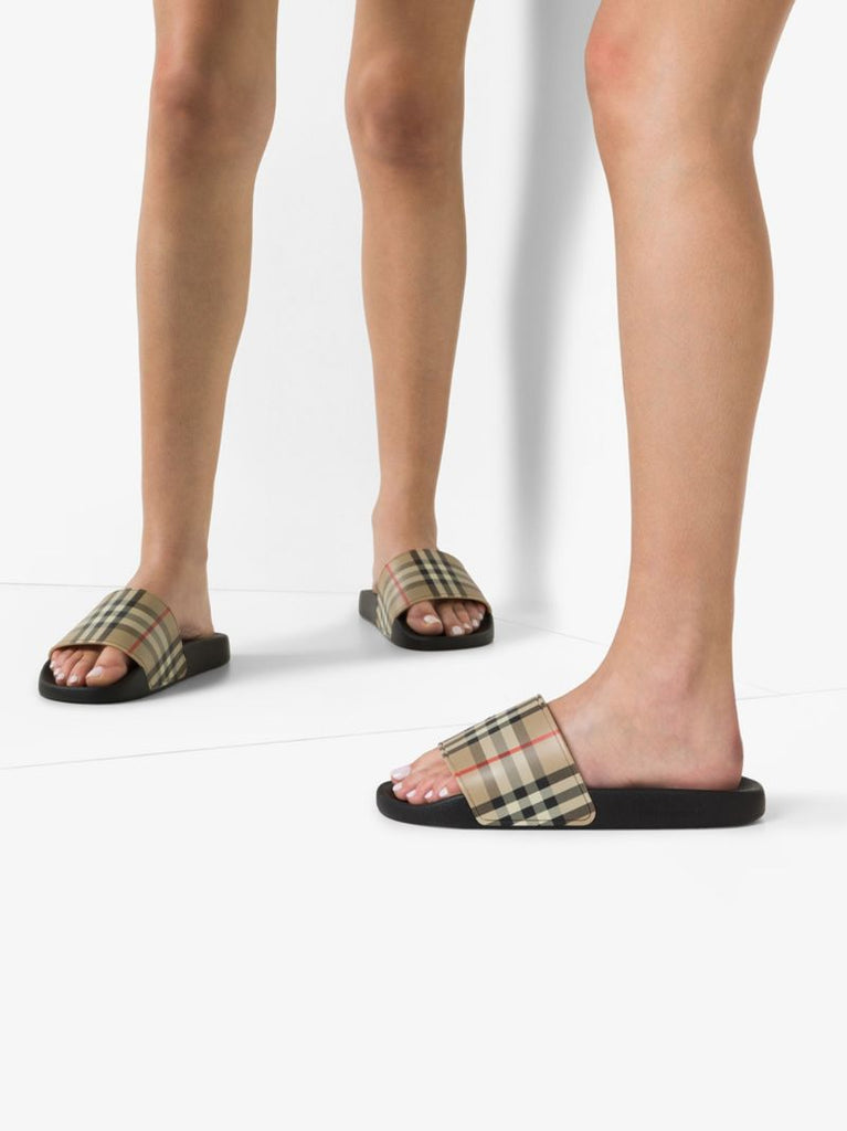 Neutral Vintage Check Slides
