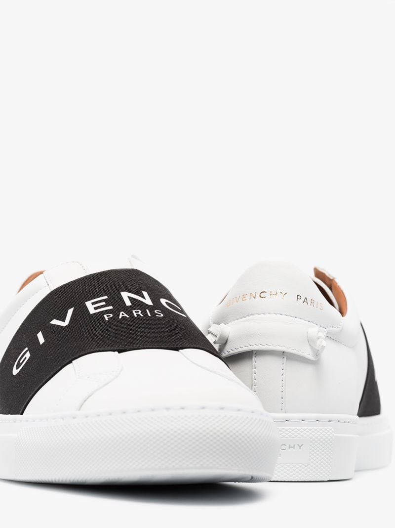 Logo-print Low-top Sneakers