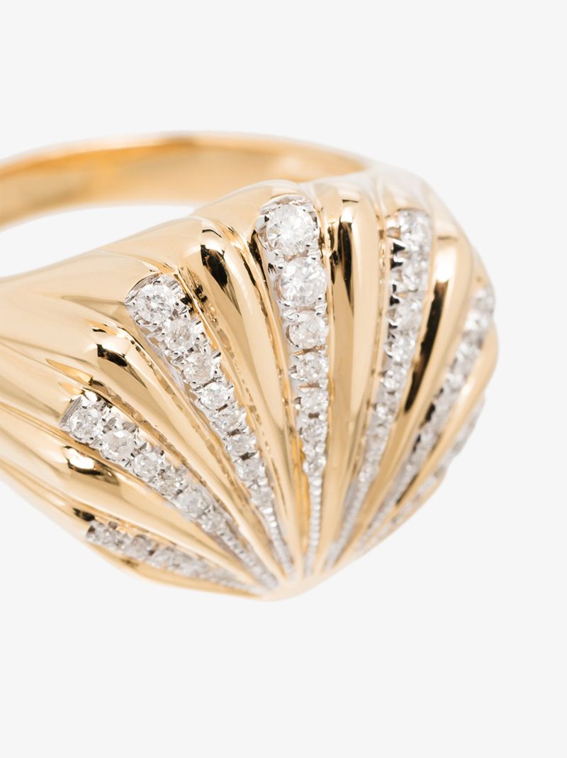 18k Yellow Gold Shell Diamond Ring