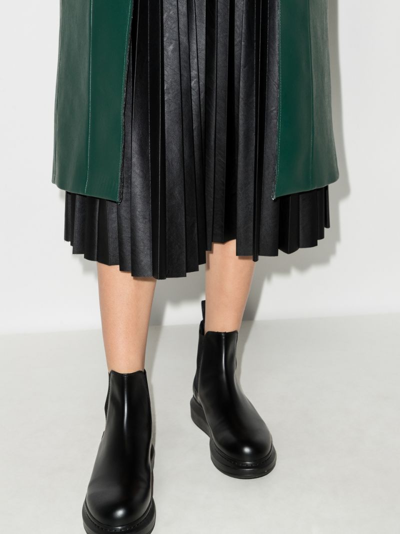 Black Hybrid Chelsea Boots