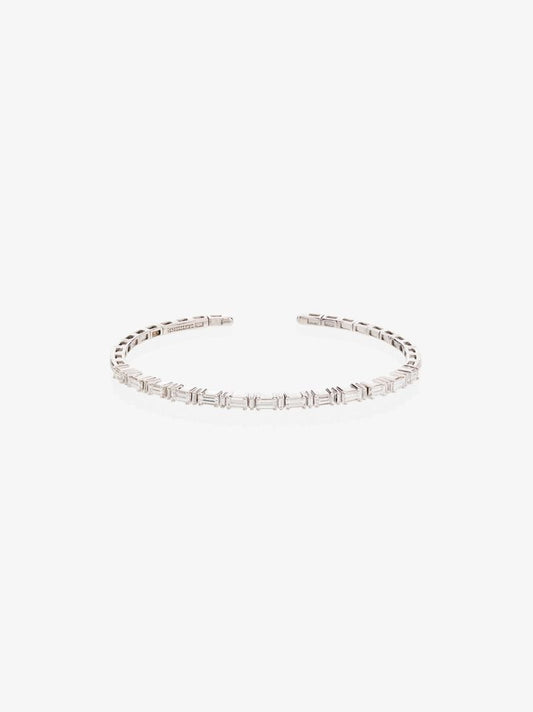 18kt White Gold Linear Horizontal Baguette Diamond Bangle