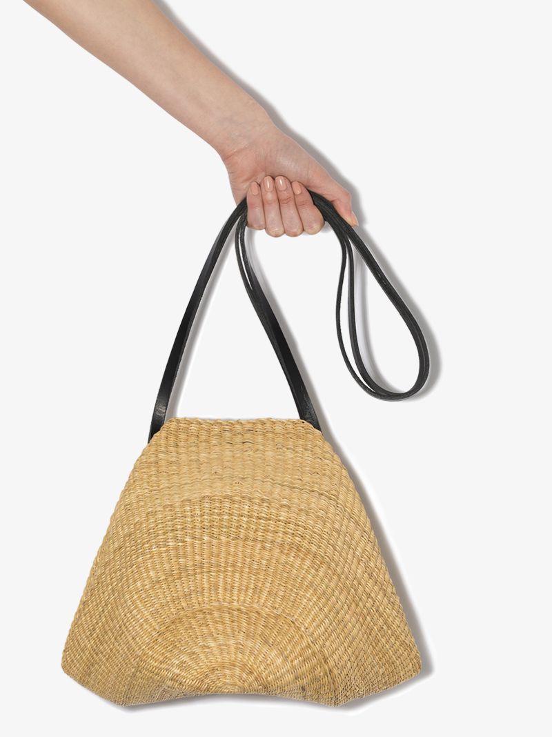 Neutral Akamae N.14 Straw Bucket Bag