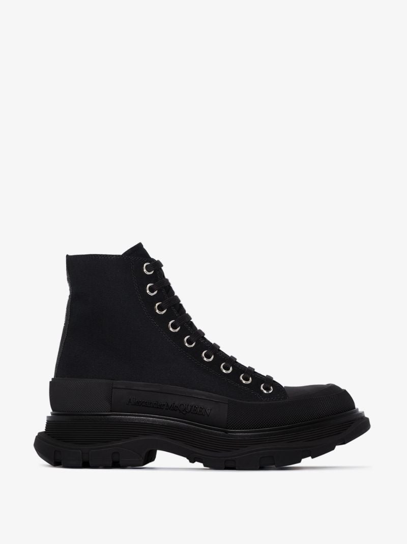 Black Tread Slick Boots