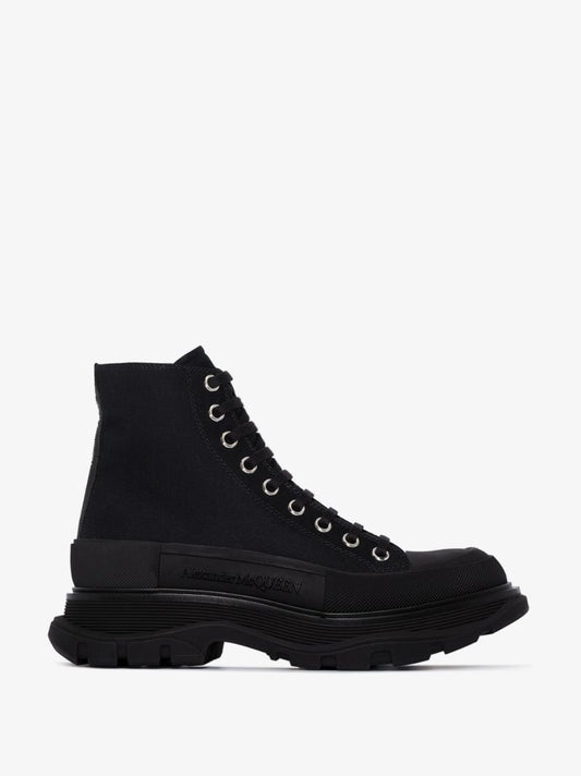 Black Tread Slick Boots