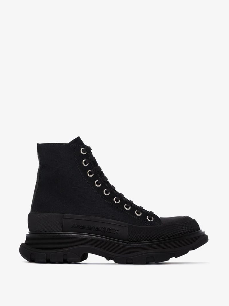 Black Tread Slick Boots