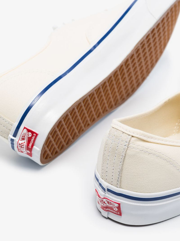 White Ua Og Authentic Sneakers