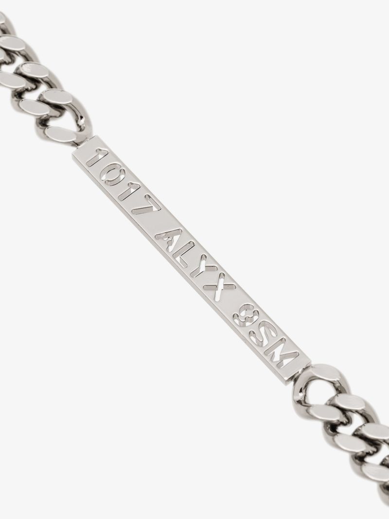 Buckle Detail Chain Necklace