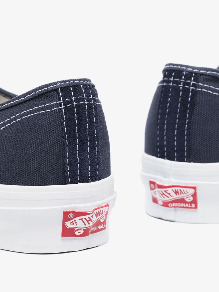 Authentic Lace-up Sneakers