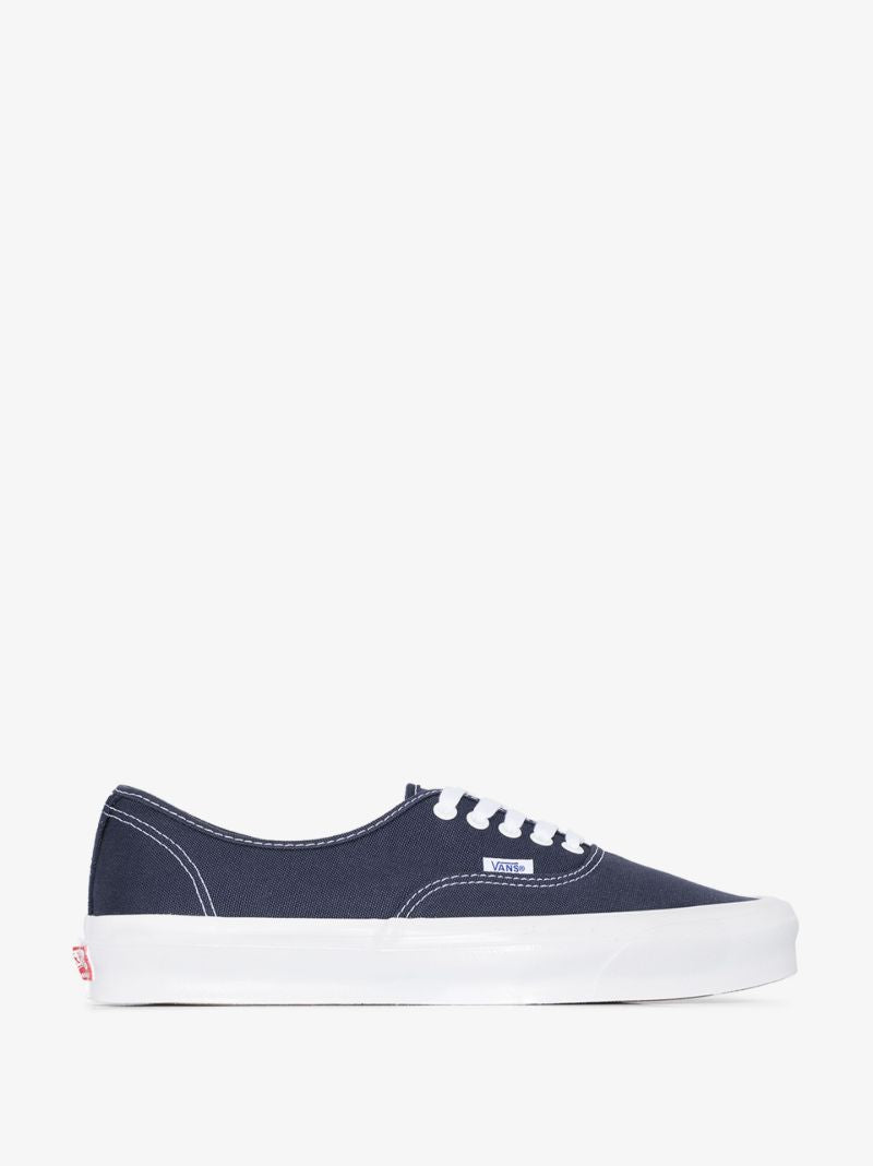 Authentic Lace-up Sneakers