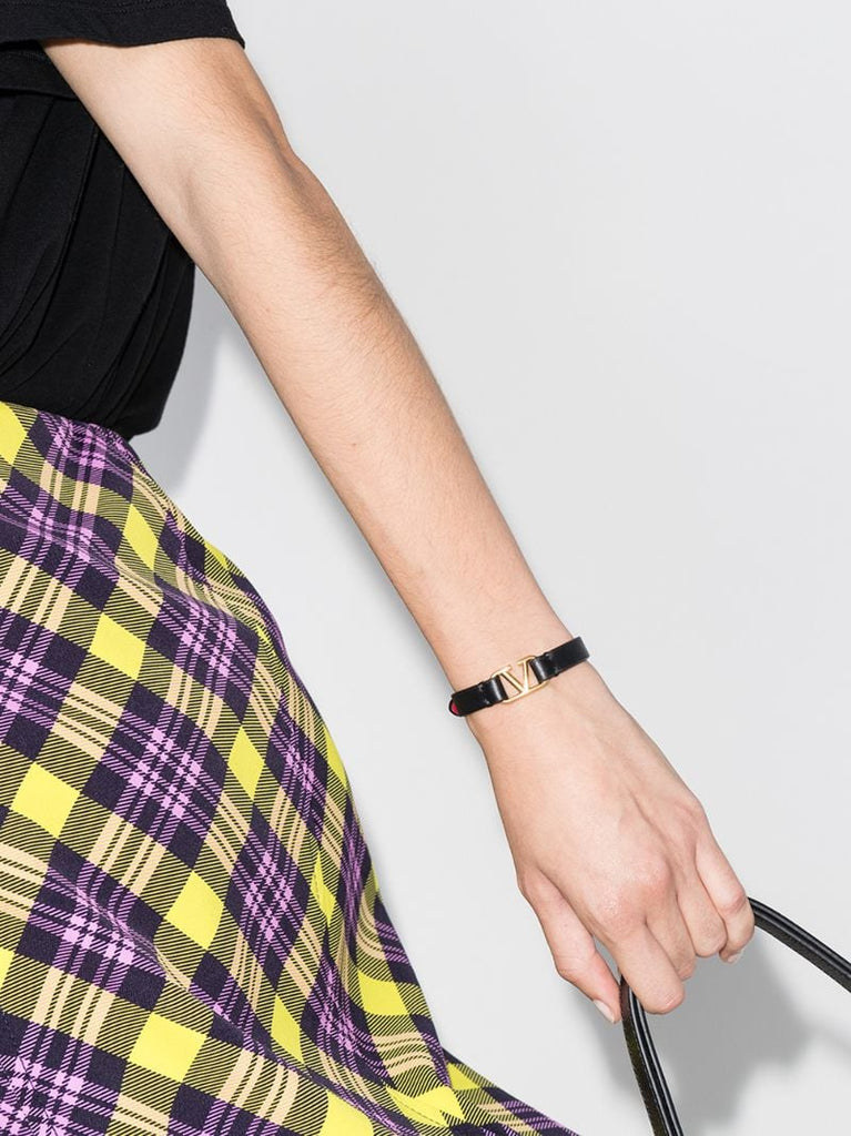 Black Vlogo Signature Leather Bracelet