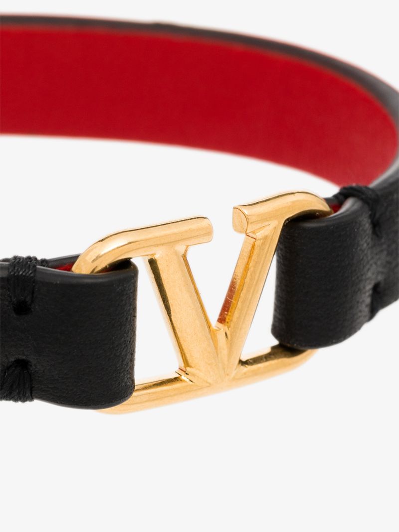 Black Vlogo Signature Leather Bracelet