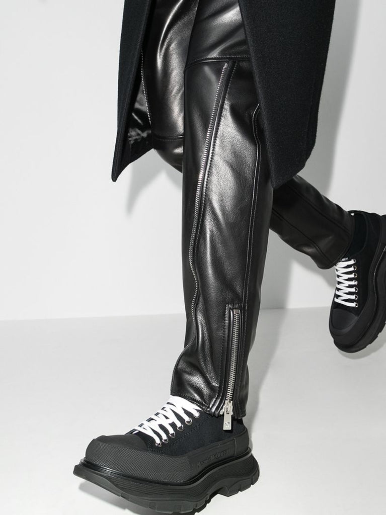 Black Tread Slick Boots