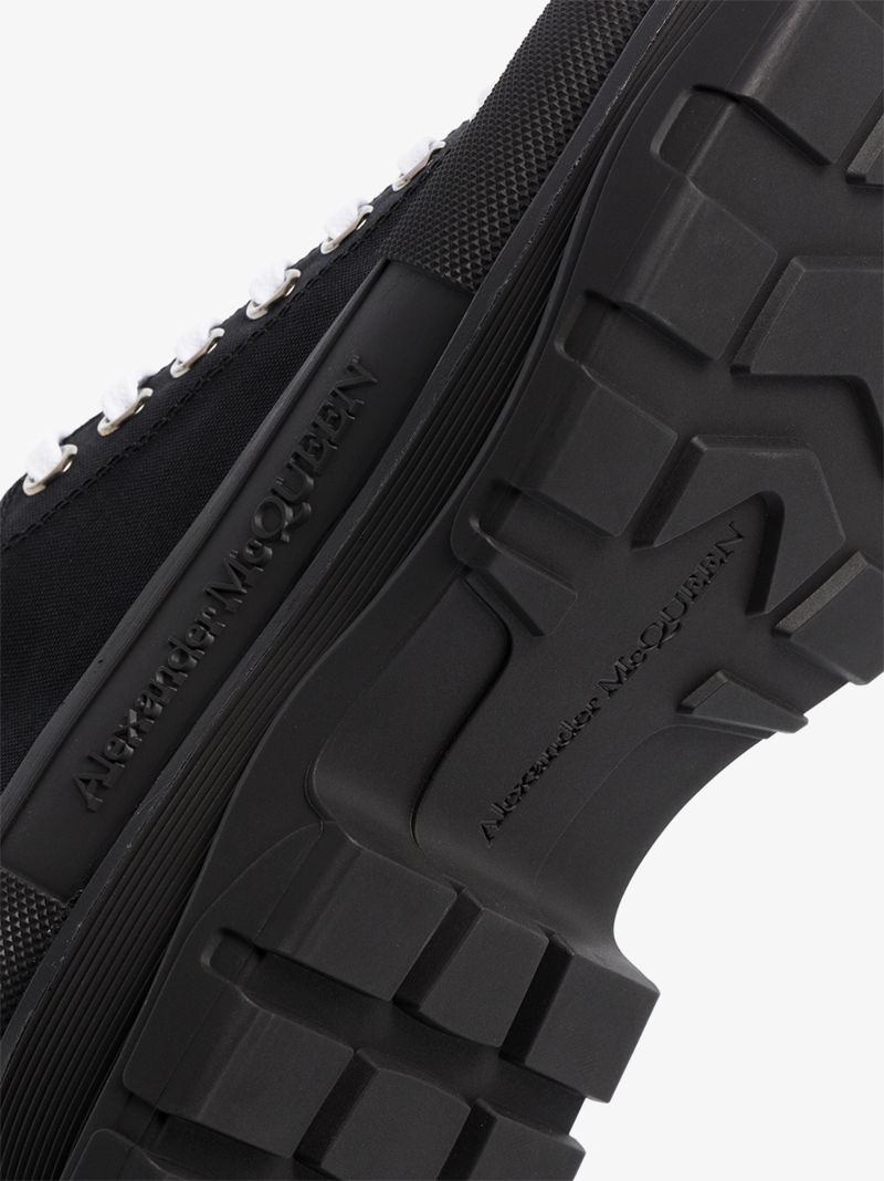 Black Tread Slick Boots