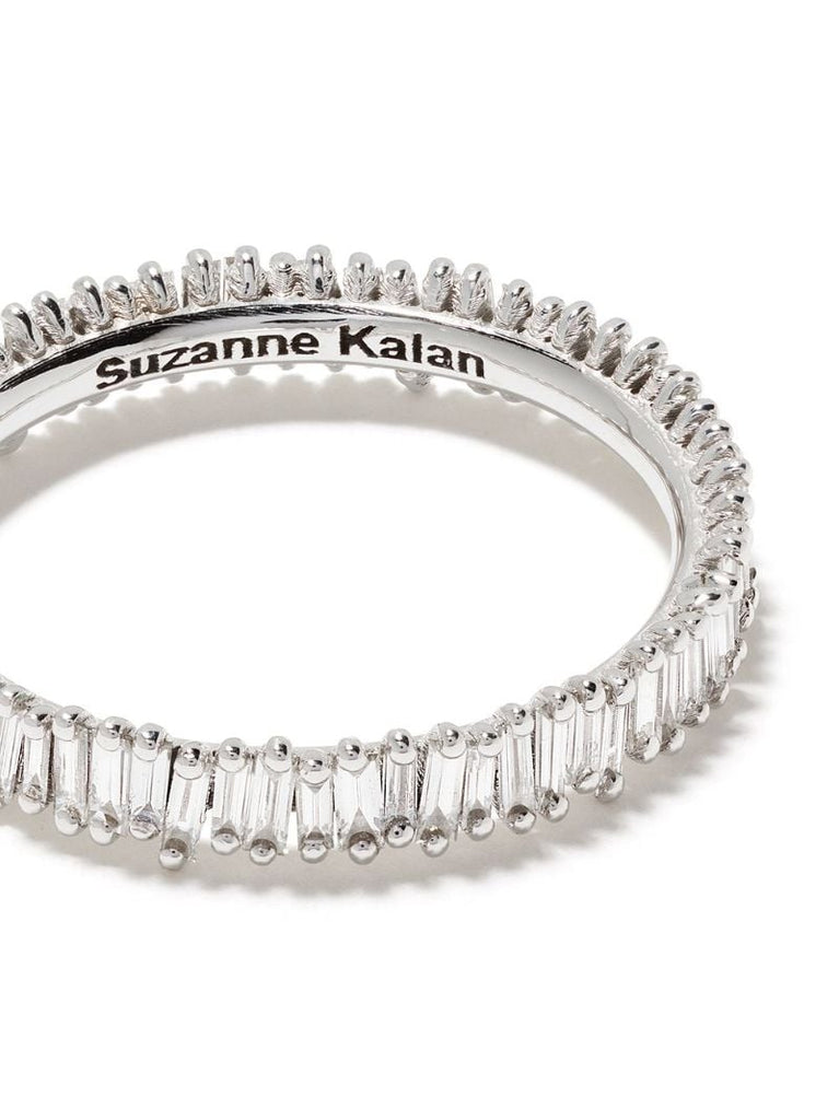 18k White Gold Classic Diamond Ring