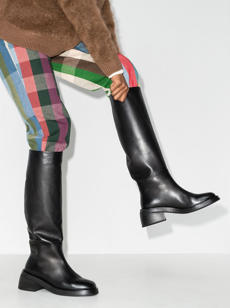 Black Knee-high Leather Boots