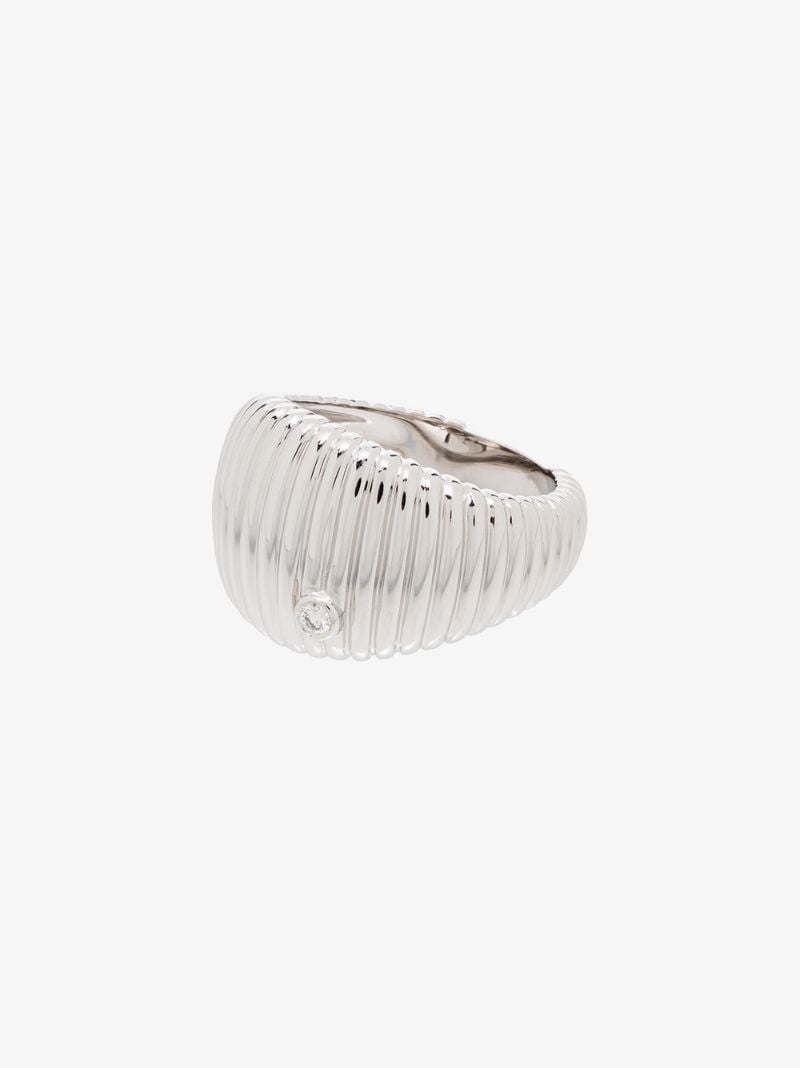 9k White Gold Ridged Diamond Ring