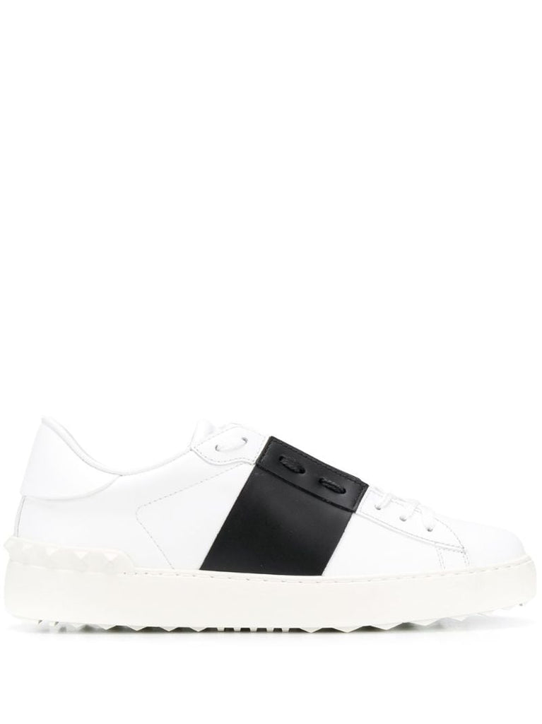 Open Low-top Sneakers
