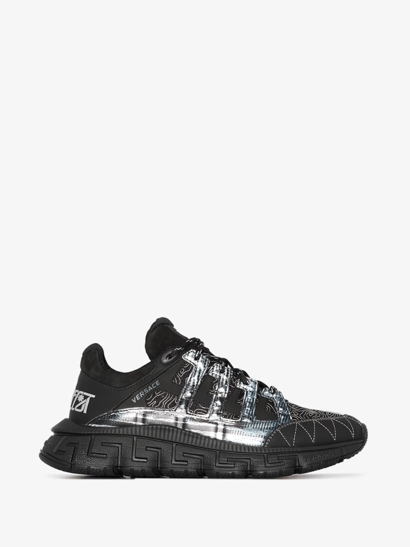 Black Trigreca Low Top Sneakers
