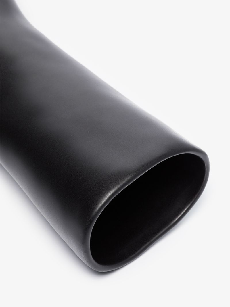 X Nodaleto Black Bulla Corta Earthenware Vase