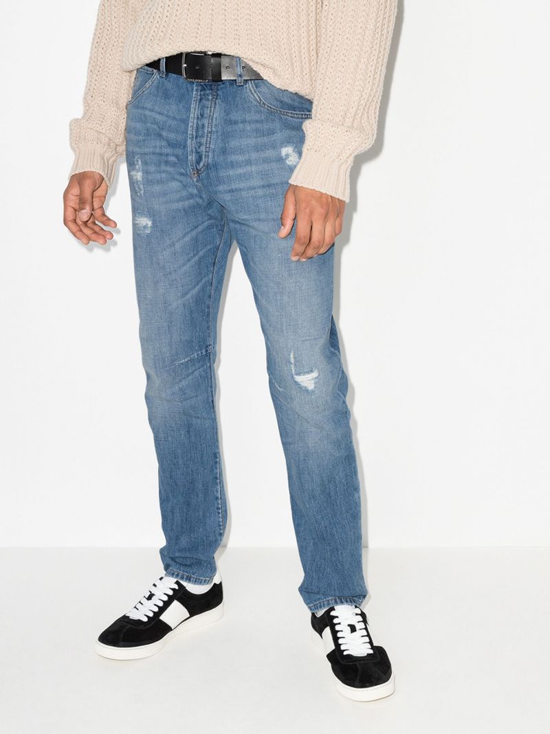 Distressed Straight Leg Jeans