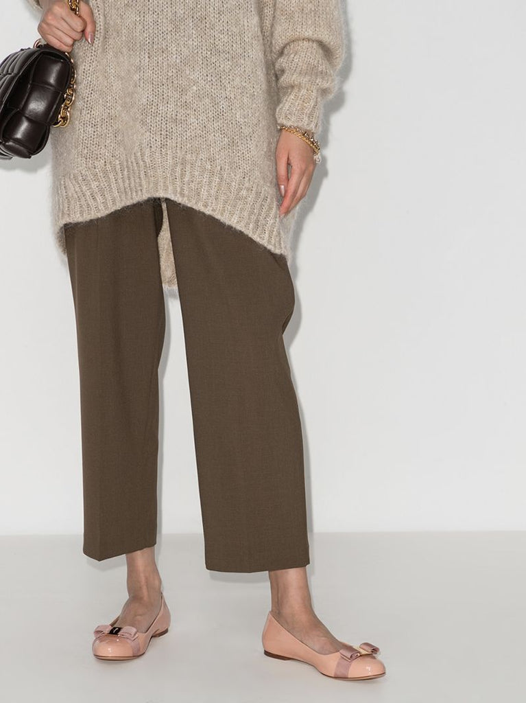 Beige Vara Patent Leather Pumps