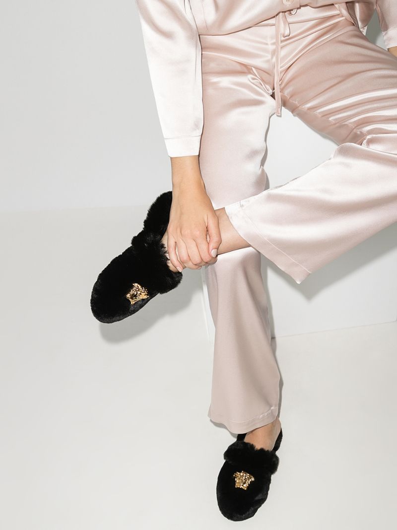 Black Medusa Logo Slippers