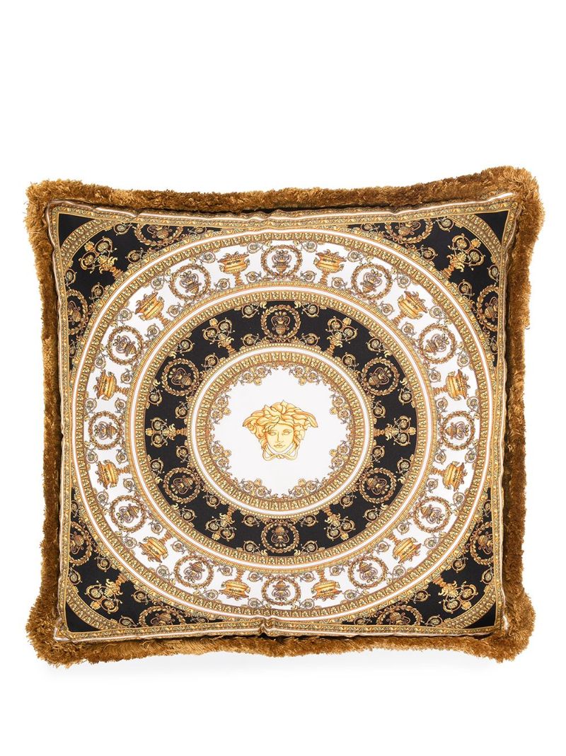Gold I Ã¢â_x0084_¢Â¡ Baroque Silk Cushion