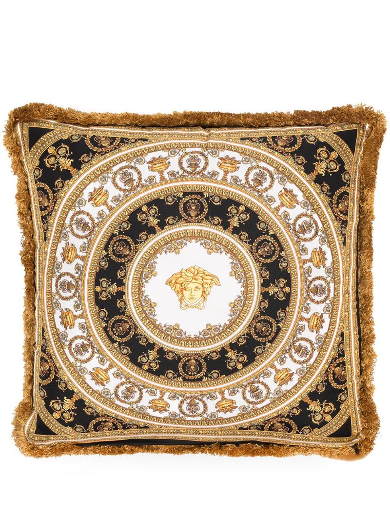 Gold I Ã¢â_x0084_¢Â¡ Baroque Silk Cushion