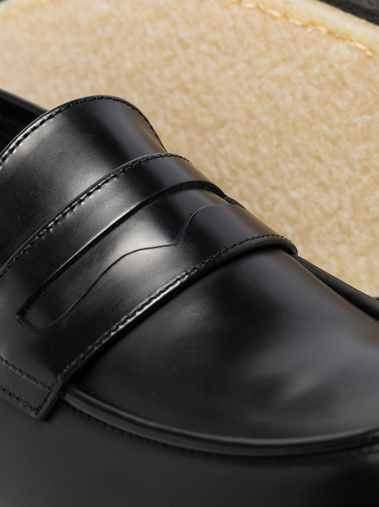 X TrÃ_x0083_Â¨s Bien Black Type 5 Loafers