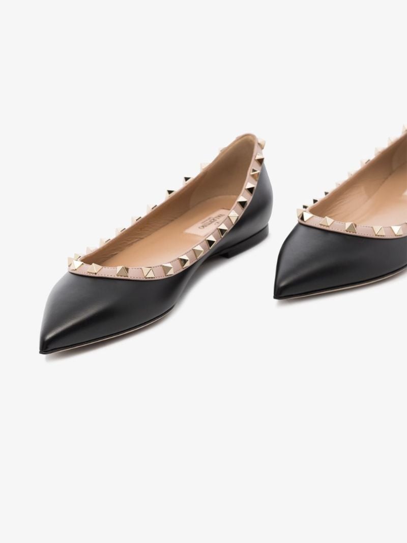 Black Rockstud Flat Leather Pumps