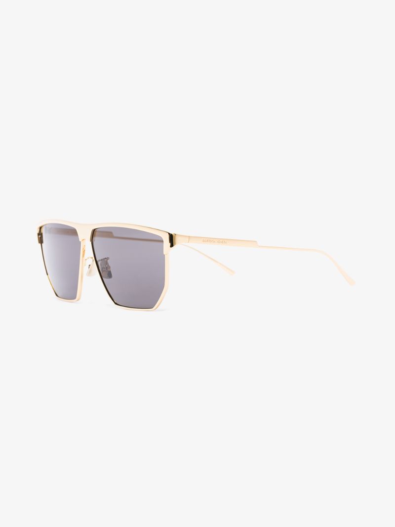 Gold Tone Aviator Sunglasses