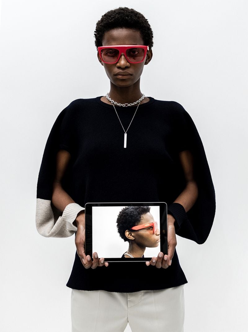 Red Square Frame Sunglasses