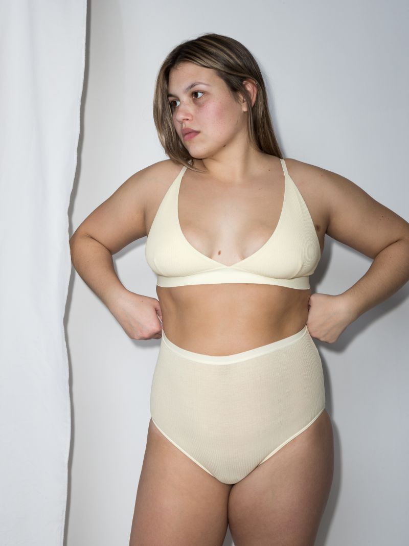 Neutral Bell High-waist Briefs