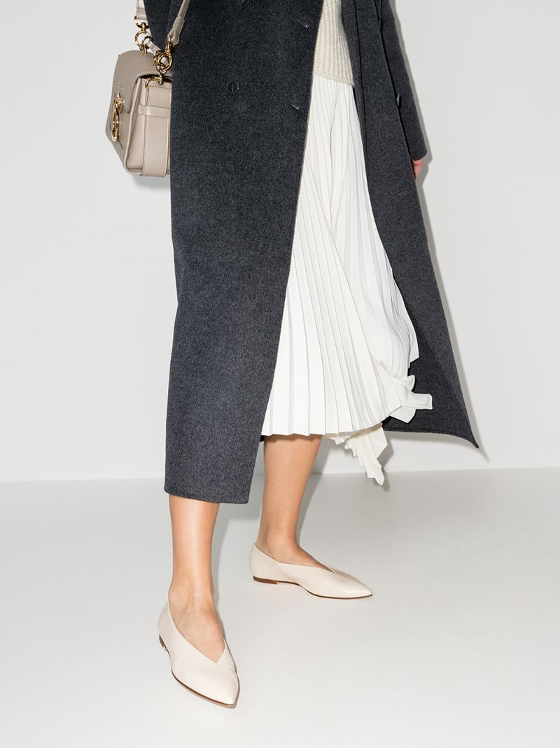 Neutral Moa Leather Pumps