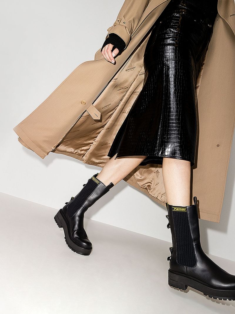 Black 50 Chunky Leather Chelsea Boots
