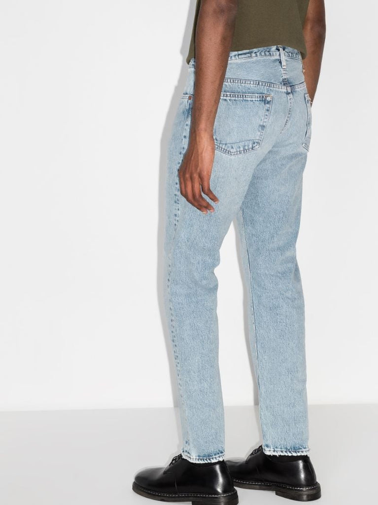 105 '90s Straight Leg Jeans