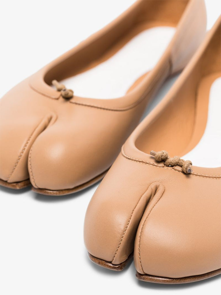 Brown Tabi Leather Ballet Pumps