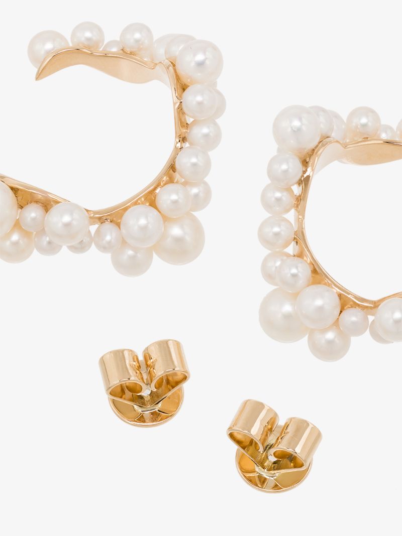 14k Yellow Gold Mary Pearl Hoop Earrings